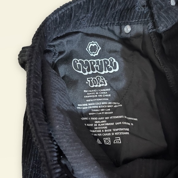 Zumiez Empyre tori 90s Black corduroy Skate Pants - Picture 7 of 8